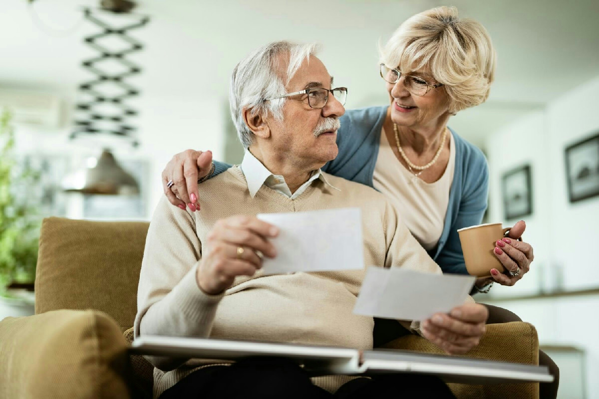 Pensione anticipata possibile dal 2026, ma l’importo della busta paga decide la data di accesso ai fondi